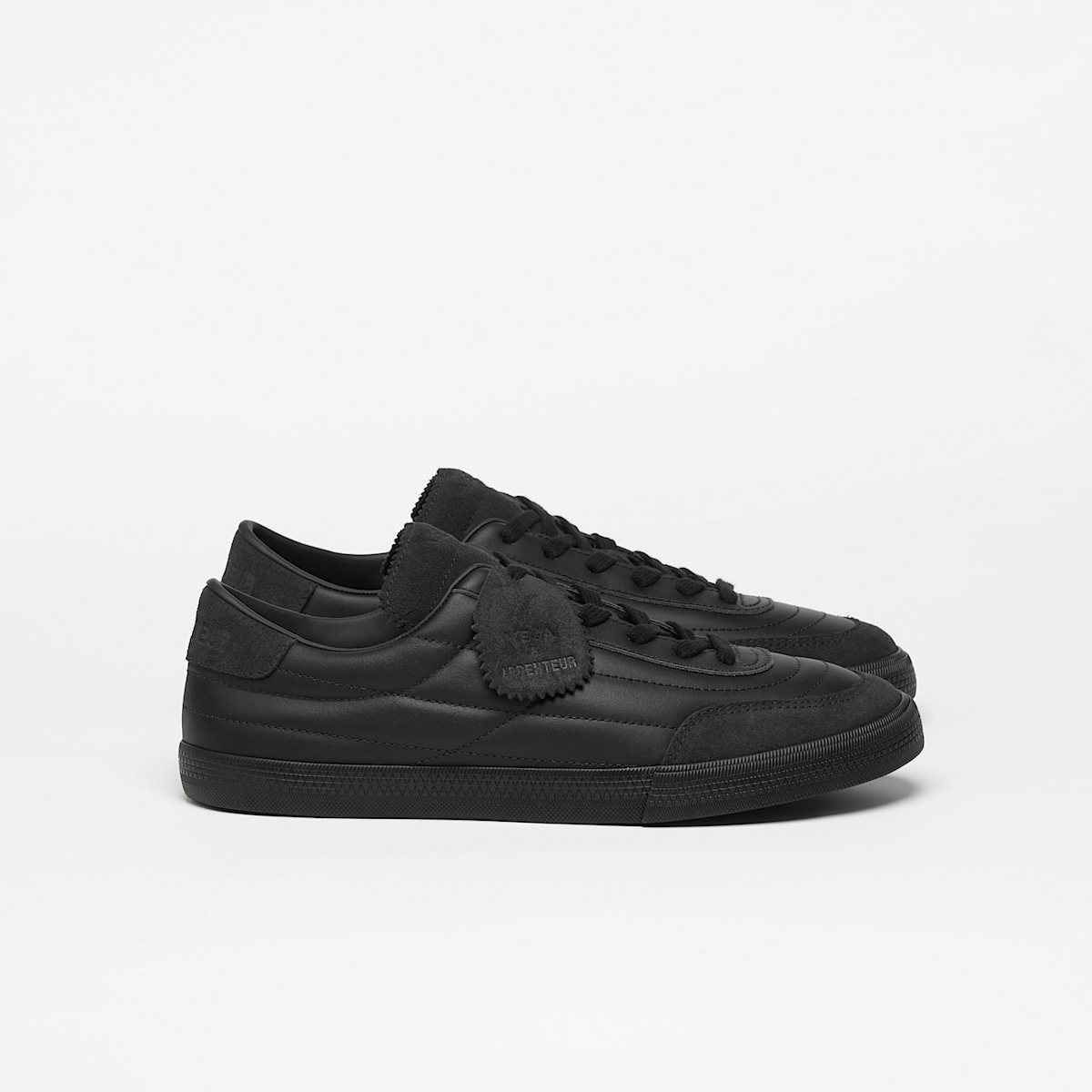 PANENKA LEATHER VEJA & ARPENTEUR BLACK
